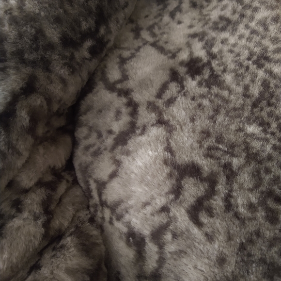 INC INTERNATIONAL CONCEPTSFaux Fur Pull-Through Scarf, Created for Macy's - Picture 3 of 4